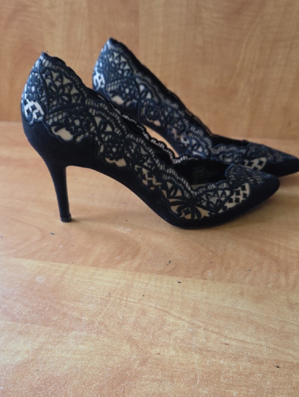 INC International Concepts Black Lace Scalloped Pointed Flats 9.5